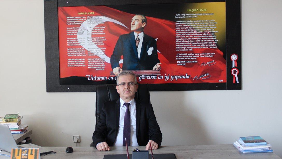 İlçe Milli Egitim Müdürümüz Mehmet ŞENTÜRK'ün Cumhuriyetimizin 97.yılı kutlama mesajı